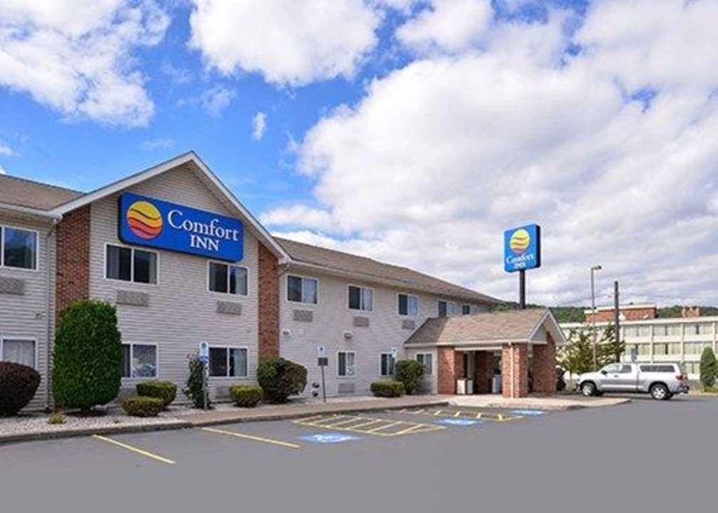 Quality Inn & Suites Bradford Eksteriør bilde