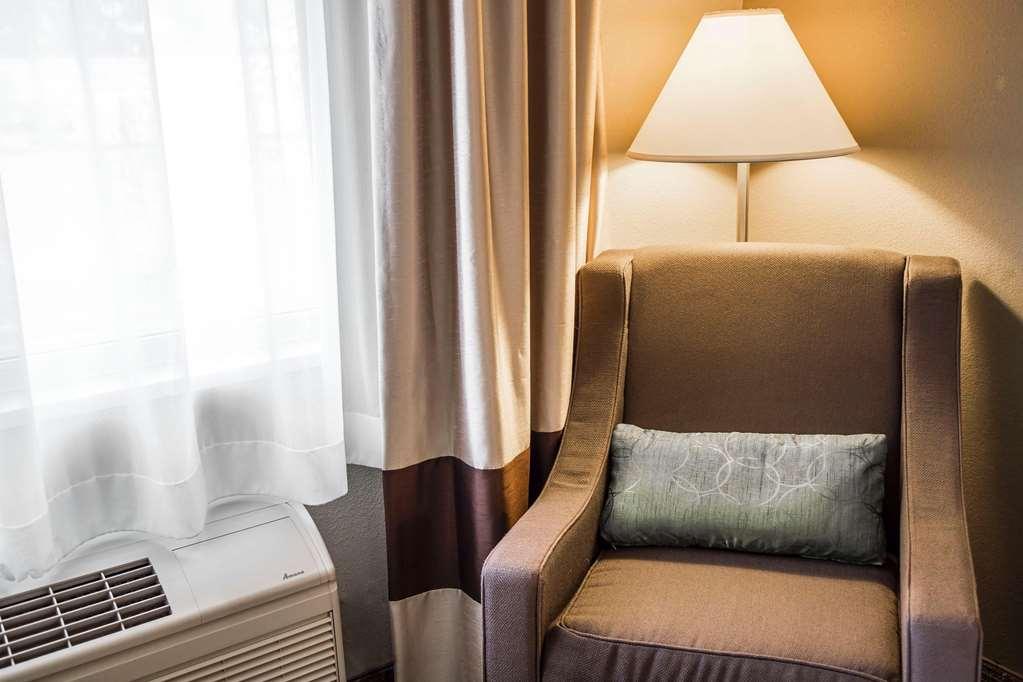 Quality Inn & Suites Bradford Rom bilde